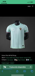 Dos camisetas mexicanas