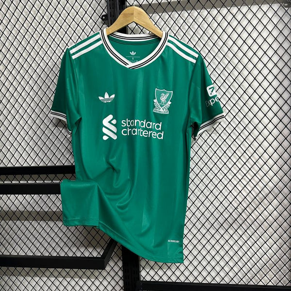 Liverpool 2025-2026 Second Away Fan