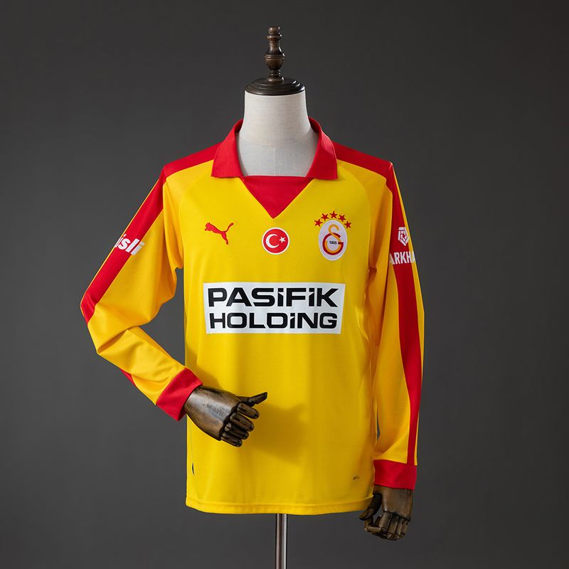 Galatasaray 2025-2026 Retro Edition - Yellow Long-Sleeved Fan