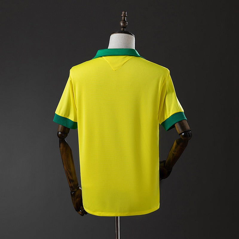 Retro Brazil 1958 Home