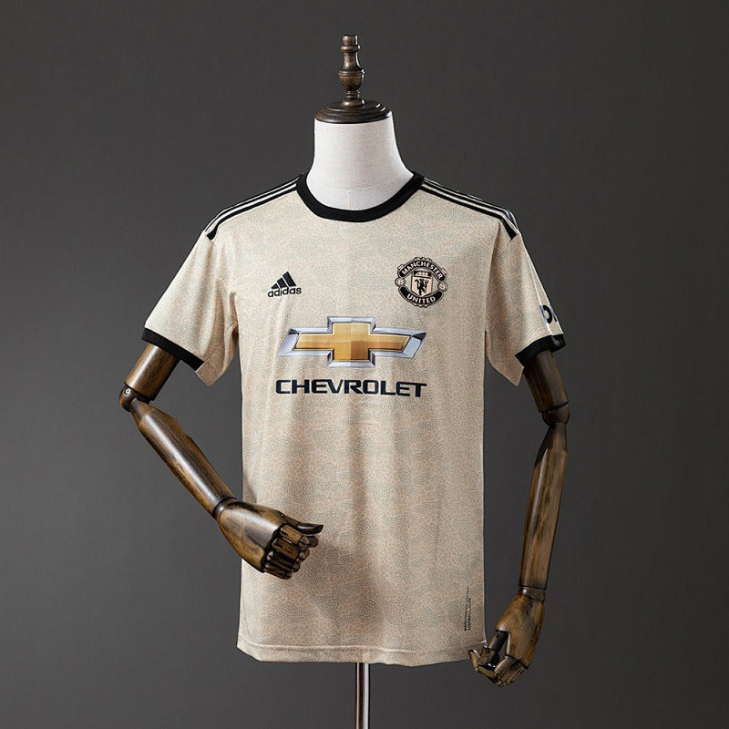 Retro Manchester United 2019-2020 Away