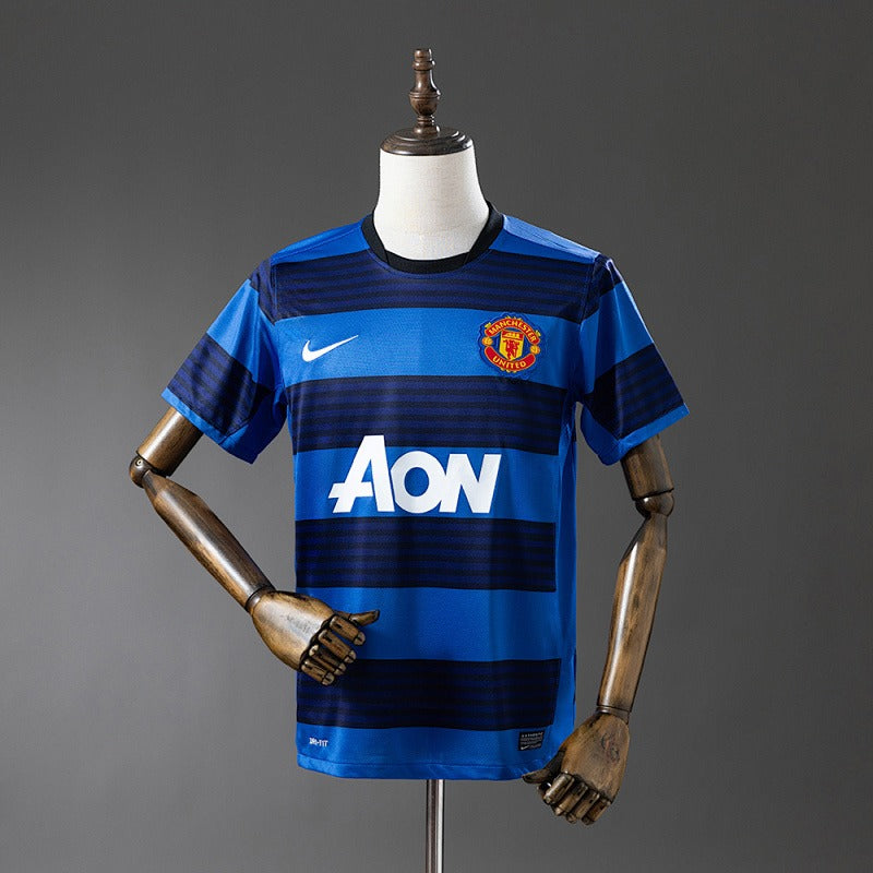 Retro Manchester United 2011-2012 Away