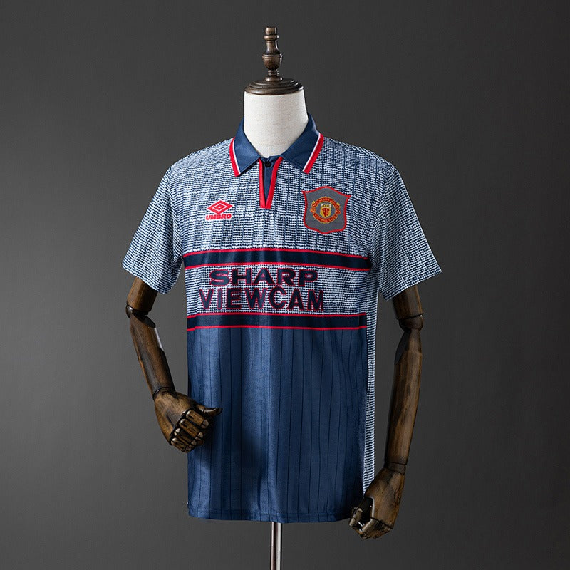 Retro Manchester United 1995-1996 Away
