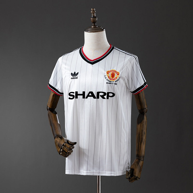 Retro Manchester United 1983 Away